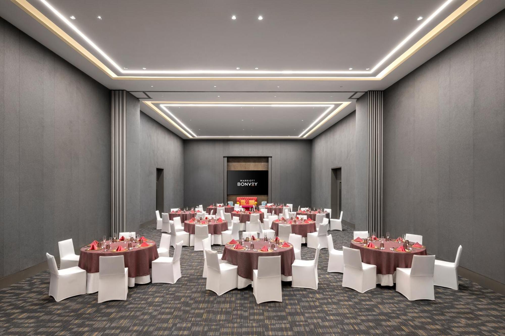 Moxy Bengaluru Airport Prestige Tech Cloud Hotel Devanahalli Eksteriør billede