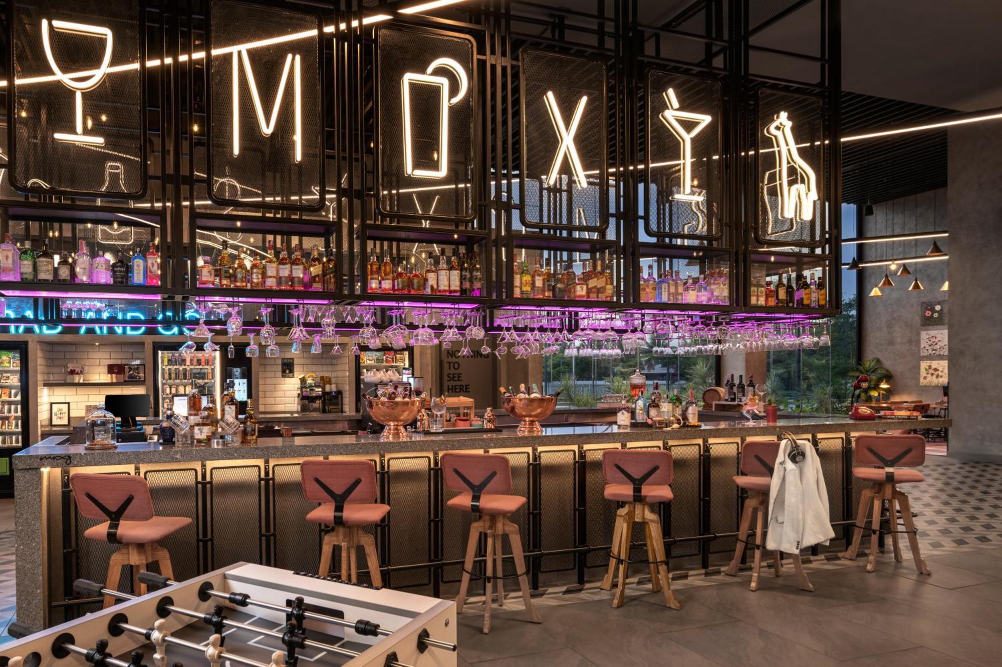 Moxy Bengaluru Airport Prestige Tech Cloud Hotel Devanahalli Eksteriør billede